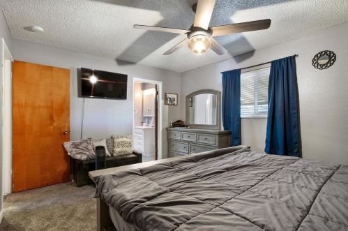 545 Quincy Rd, Turlock CA  95380-4329 exterior