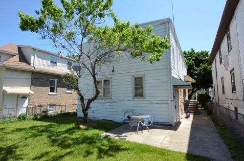 3314 Kilbourn Ave, Chicago, IL 60641-4507