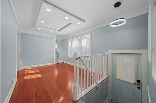 2102 71st St, Chicago IL  60649-2104 exterior