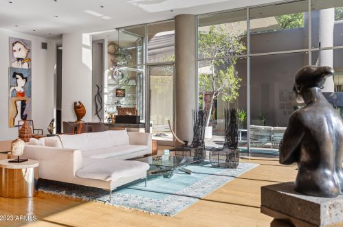 2111 Colter St, Phoenix AZ  85015-2821 exterior