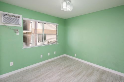 1510 Emerson St, Honolulu HI exterior