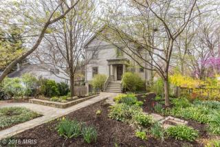 1822 Stafford St, Arlington, VA 22204-4019