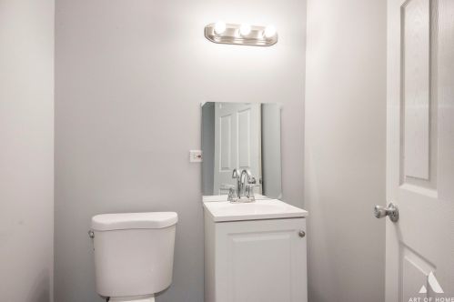 6736 Claremont Ave, Chicago IL 60643-6421 exterior