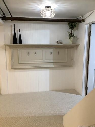 57 Carrington Ave, Milford CT 06460-6518 exterior