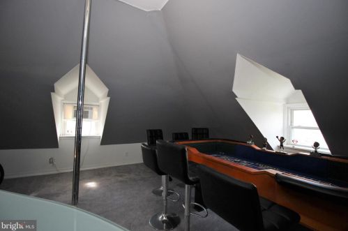 80 Ridgeway Ave, Manor PA 19036-1924 exterior