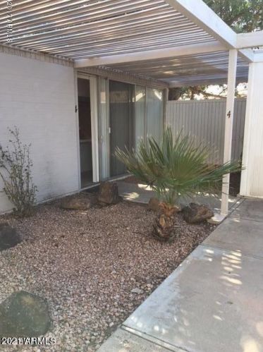 6545 12th St, Phoenix, AZ 85014-1300