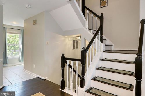 5324 Buxton Ct, Alexandria VA 22315-4761 exterior