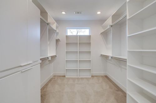 6811 Blessing Dr, Dallas TX 75214-2547 exterior