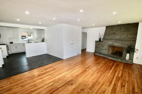 2351 Allender Ave, Pittsburgh PA 15220-3903 exterior