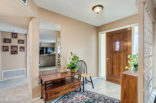 263 Abrego Dr, Green Valley AZ 85614-1504 exterior