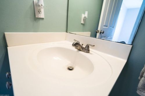 3225 10 Ave, Naples FL 34120-4984 exterior