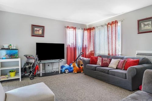 65 Osborne Ave, Norwalk CT 06855-1805 exterior