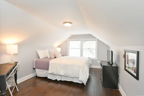 21 Nursery Rd, Huntington Station NY 11747-1028 exterior