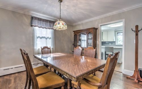 148 Frederick Ave, Babylon NY 11702-2103 exterior