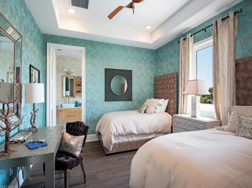 225 Conners Ave, Naples FL 34108-2152 exterior