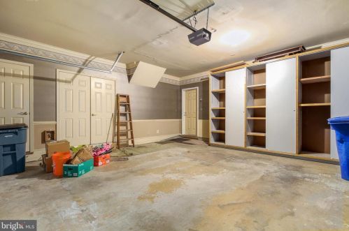 8402 Bells Ridge Ter, Rockville MD 20854-2799 exterior