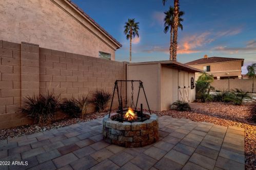 16647 15th Dr, Phoenix AZ  85045-0773 exterior