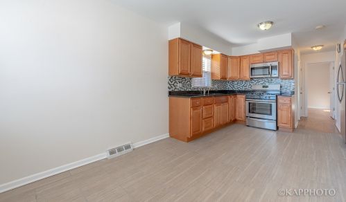 8351 Ln Salle St, Chicago IL 60628-7316 exterior