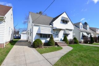 15717 Rockside Rd, Cleveland OH  44137-3952 exterior