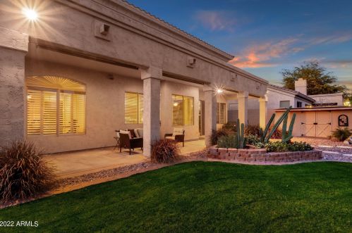 16647 15th Dr, Phoenix AZ  85045-0773 exterior