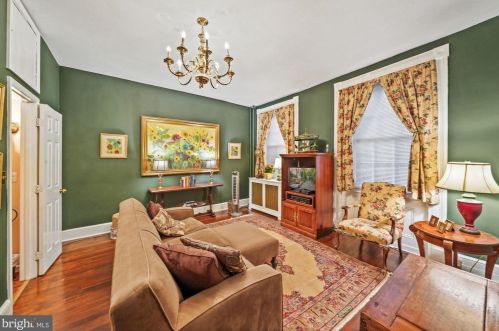 126 Fairfax St, Alexandria VA 22314-3331 exterior