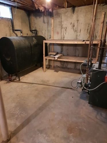 75 Puritan Rd, Springfield MA 01119-2953 exterior