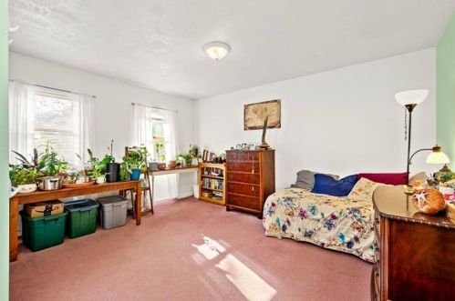 124 Frd St, Pittsburgh PA 15122-4106 exterior