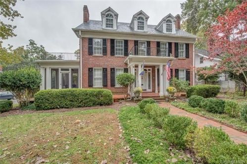 305 5th Ave, Gastonia NC  28052-3623 exterior