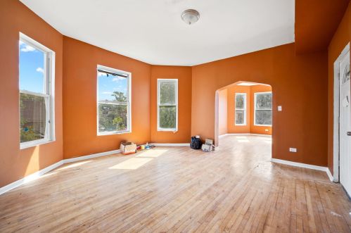 132 113 St, Chicago IL 60655-1431 exterior