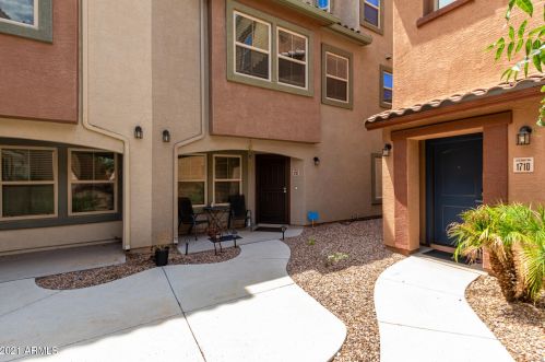 1712 77th Gln, Phoenix, AZ 85035-5053