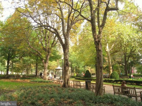 403 17 St, Philadelphia PA 19130-0041 exterior