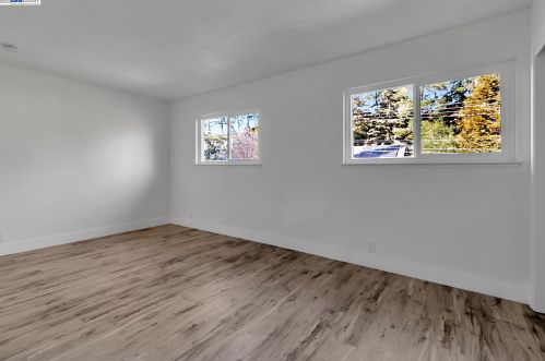 2850 Madeira Way, Concord CA  94523-2023 exterior