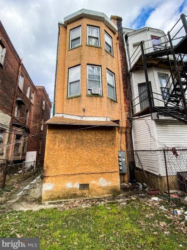 1416 Allegheny Ave, Philadelphia PA 19132-1705 exterior