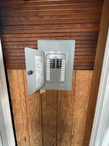 14 Benefit Ter, Worcester MA  01610-1509 exterior