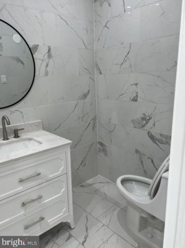 1745 Federal St, Philadelphia PA  19146-3015 exterior