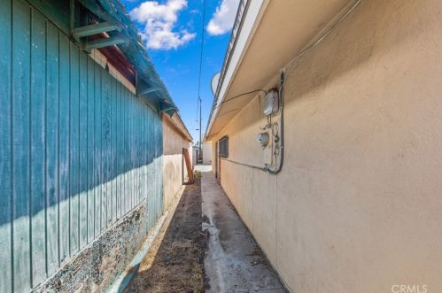 15151 Bellflower Blvd, Bellflower CA 90706-5464 exterior