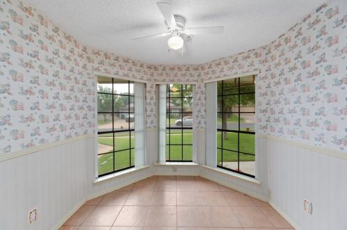 2012 Crystal Shr Dr, Austin TX 78728-5446 exterior