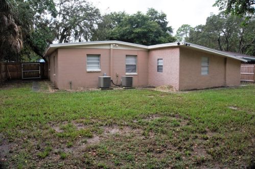 2908 Howell St, Tampa FL  33610-1130 exterior