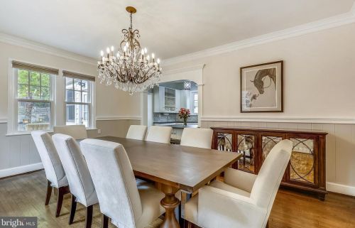 7426 Piney Branch Rd, Silver Spring MD 20901-4352 exterior