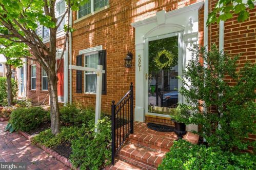 5061 Kilburn St, Alexandria, VA 22304-7771