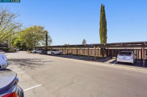 1060 Oak Grove Rd, Concord CA 94518-3129 exterior