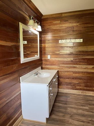 2335 64th St, Fennville MI  49408-9609 exterior