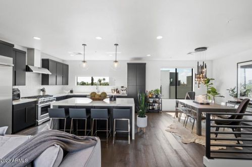 4331 27th Pl, Phoenix AZ  85016-4803 exterior