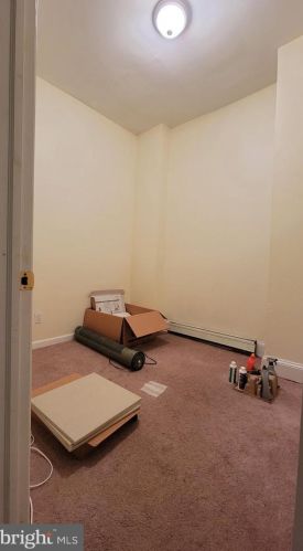 237 Spg St, Trenton NJ 08618-4836 exterior