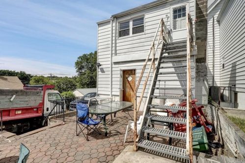 56 Howard St, Mount Vernon NY 10550-1041 exterior