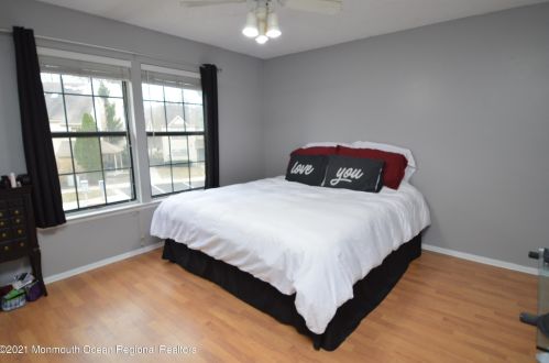 1203 Bluebell Dr, Jackson Twp NJ 08527-4116 exterior