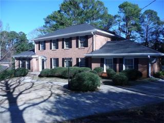 2669 Churchwell Ln, Tucker, GA 30084-2412