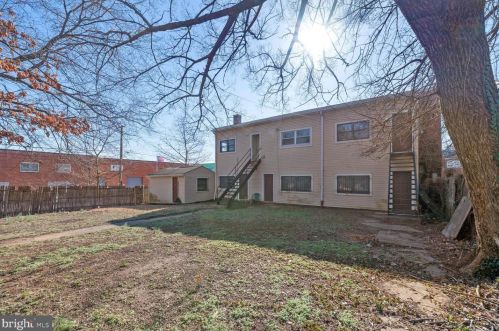 722 Hamlin St, Washington DC 20018-1837 exterior