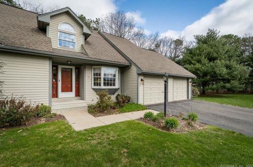 7 Dartmoor, Enfield, CT 06082-2248