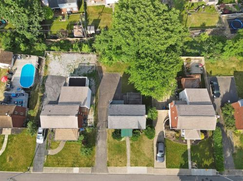 1782 Harcor Dr, Pittsburgh, PA 15226-2452